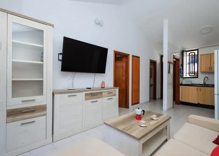 Appartement In Cristianos- Ichazagua Views *