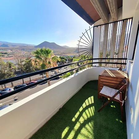 In Cristianos- Ichazagua Views Apartment